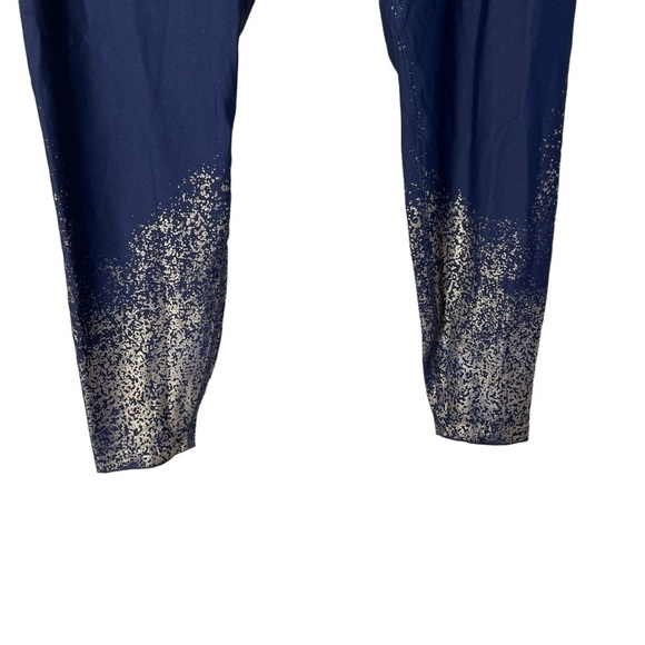 BEYOND YOGA Alloy Ombre High Waisted Midi Leggings - Picture 7 of 14